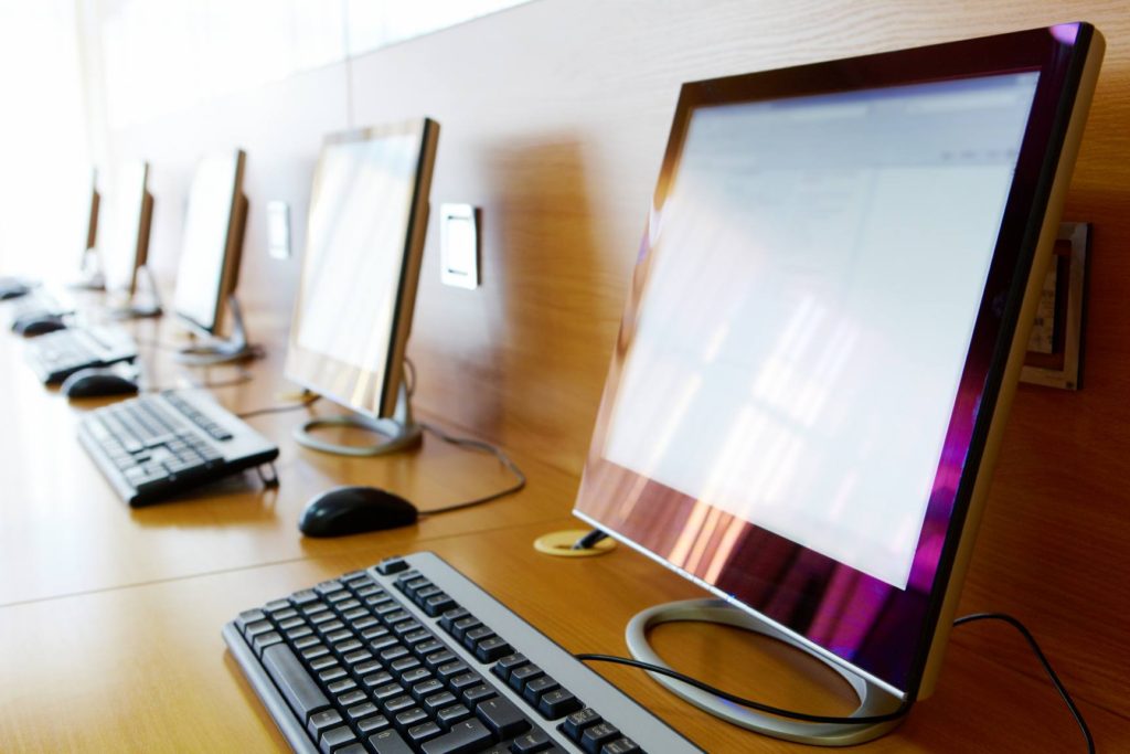 Desktop Computers at Women Business Center